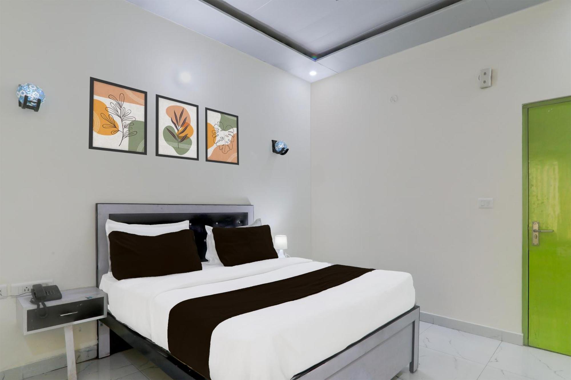 Super Hotel O Banthara Near Airport Banthra Sikandarpur Dış mekan fotoğraf