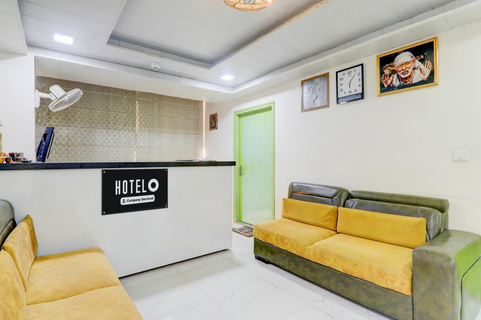 Super Hotel O Banthara Near Airport Banthra Sikandarpur Dış mekan fotoğraf